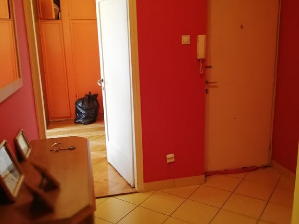 Kragujevac Stan trosoban Centar