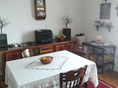 Kragujevac Kuća cetvorosoban i veci Vinogradi