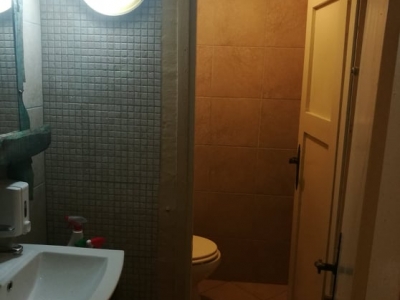 Kragujevac Lokal cetvorosoban i veci Erdoglija