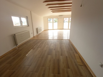Kragujevac Stan trosoban Bresnica