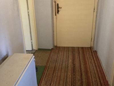 Kragujevac Stan trosoban Centar - preko Lepenice