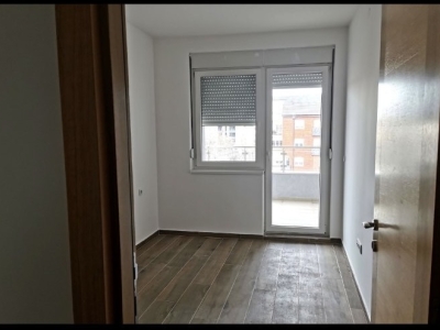 Kragujevac Stan Troiposoban Centar