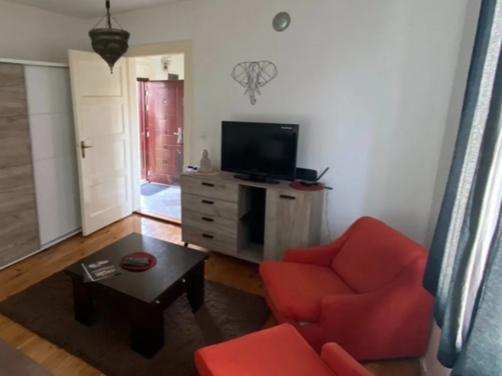 Kragujevac Kuća cetvorosoban i veci Mala vaga