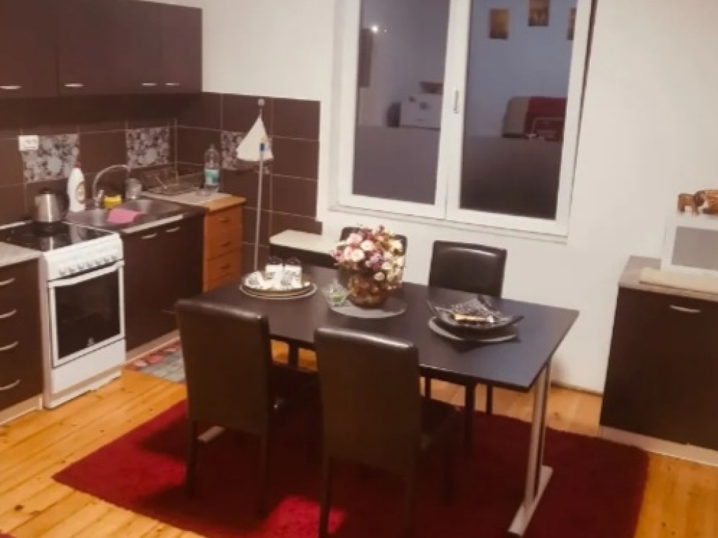 Kragujevac Kuća cetvorosoban i veci Mala vaga