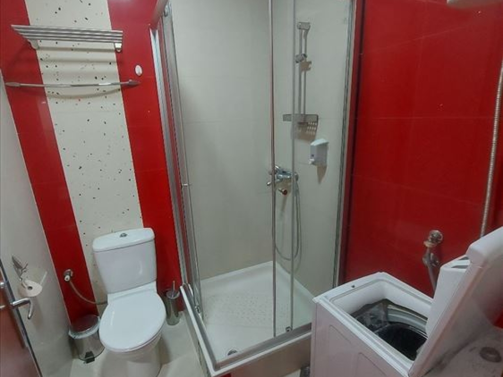 Kragujevac Stan cetvorosoban i veci Erdoglija