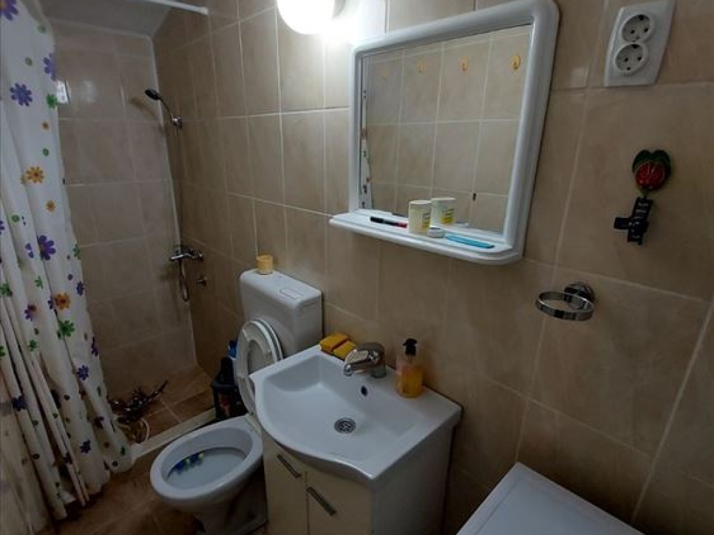 Kragujevac Kuća cetvorosoban i veci Bresnica