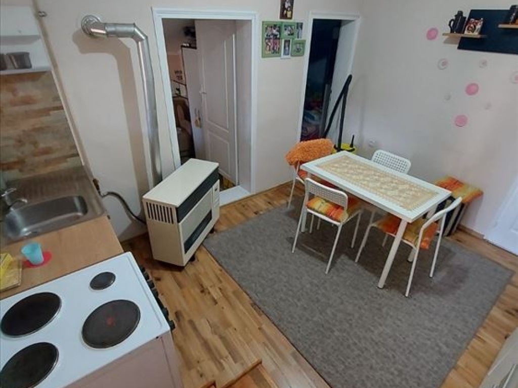 Kragujevac Kuća cetvorosoban i veci Bresnica