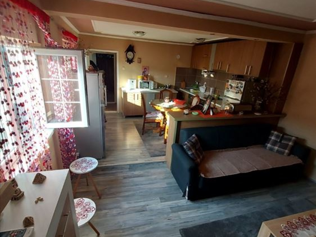 Kragujevac Kuća cetvorosoban i veci Bresnica