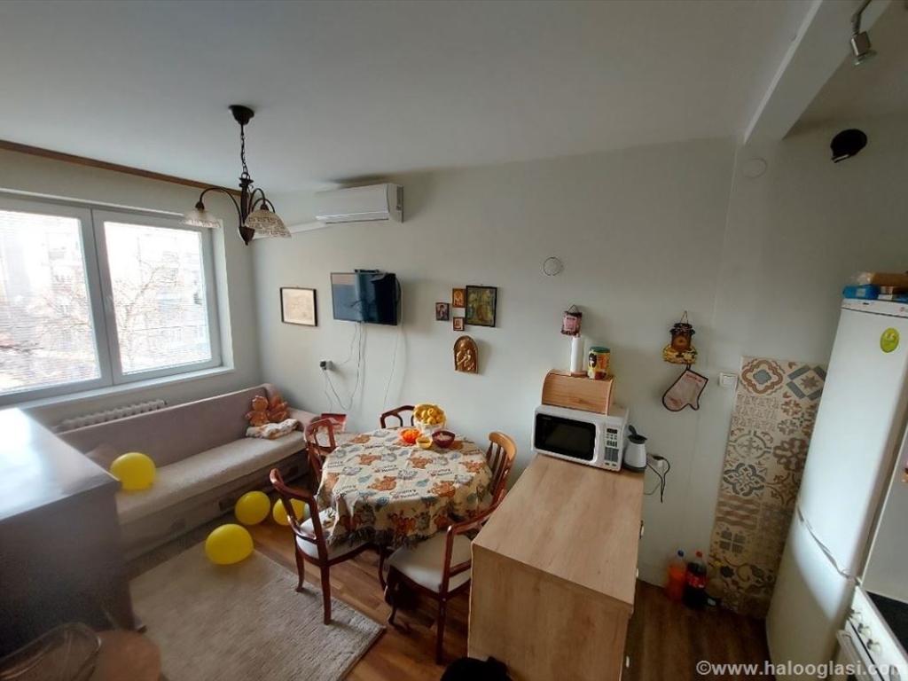 Kragujevac Stan dvosoban Centar