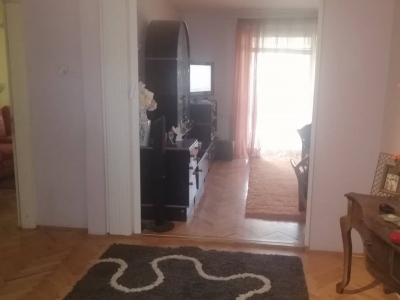 Kragujevac Kuća Troiposoban Denino brdo