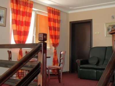 Kragujevac Kuća cetvorosoban i veci Centar