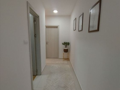 Kragujevac Stan cetvorosoban i veci Centar