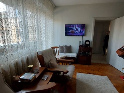 Kragujevac Stan dvosoban Centar