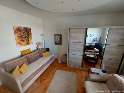 Kragujevac Stan dvosoban Centar