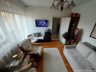 Kragujevac Stan dvosoban Centar